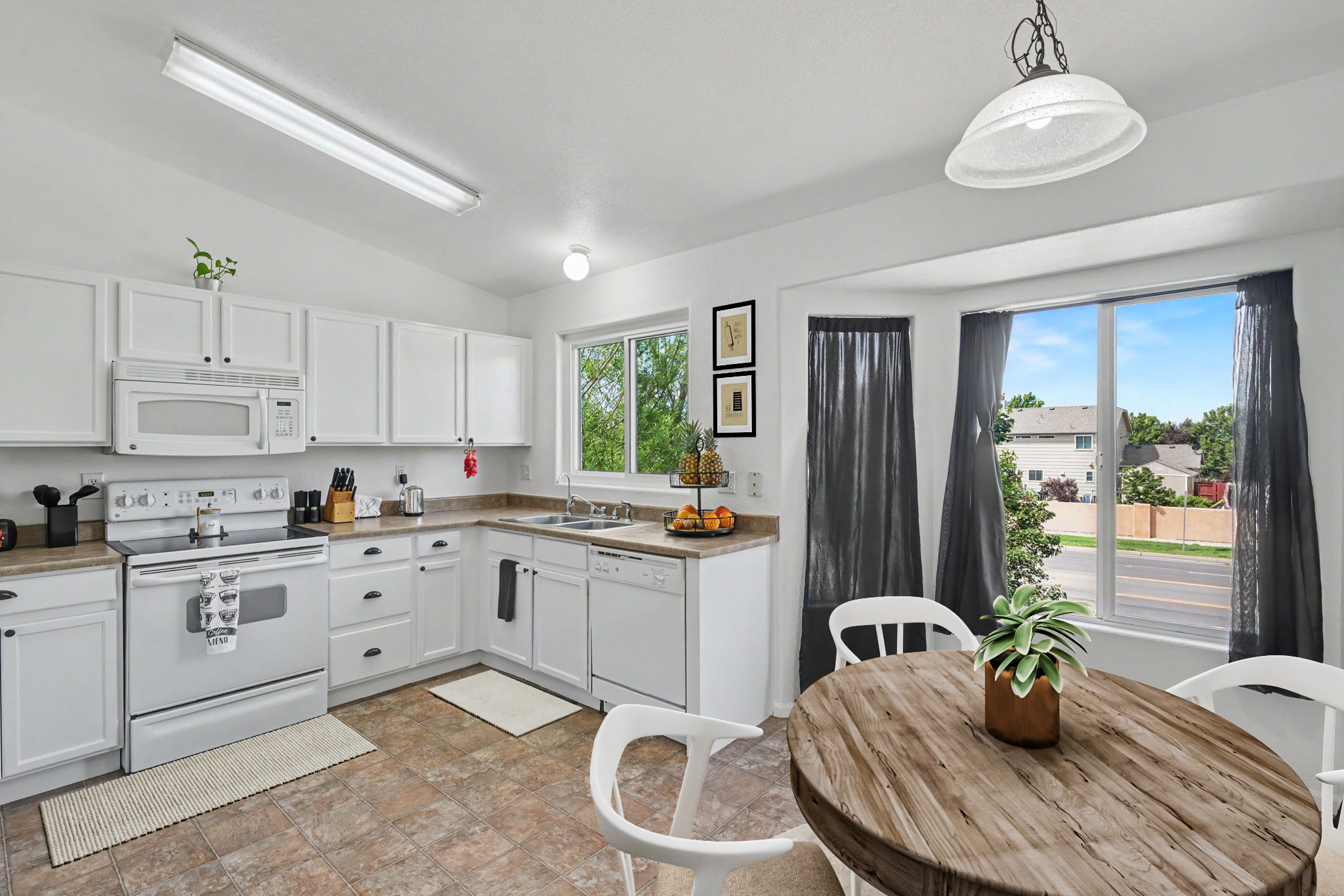 8318 Silver Glen Dr - Photo 5